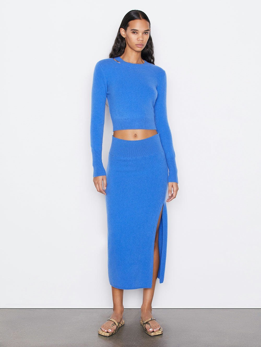 skirt full body view